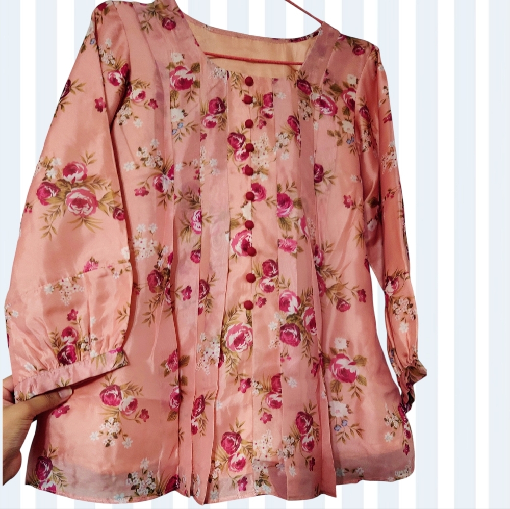 Silk Floral Dusk Peach Pink Top W/ Pleates & Soft Fabric Buttons
